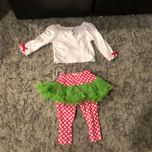 Cute Christmas Mud Pie outfit - Picture 2 of 4